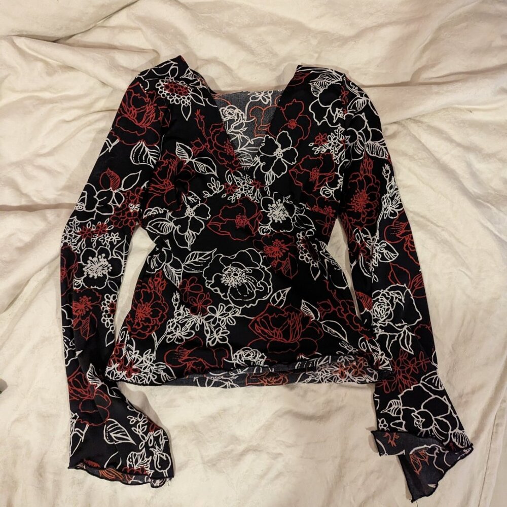 Mesh Longleeve shirt | Floral Longleeve Deep V Neck Sweater Top Size M